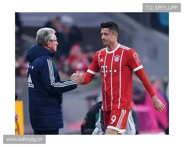 莱万欧冠关键战表现与数据稳定性分析