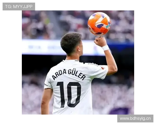 姆巴佩转会拖延背后的决策逻辑与影响