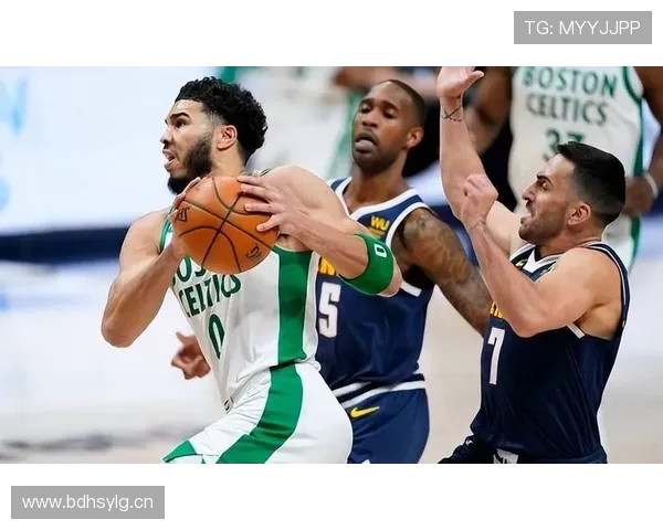 里克·巴里无球跑动撕裂防守，关键回合得分效率领跑时代